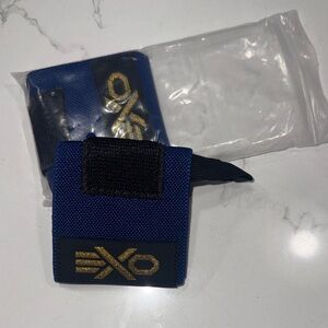 NWT Exo wrist wraps